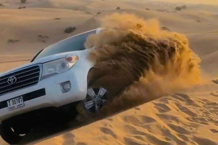 30 minutes Buggy Ride with Desert Safari included Dinner & Shows