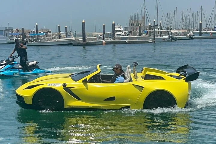 30 Minutes Jet Car Dubai Experience