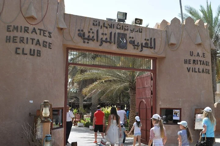 5* Abu Dhabi Sightseeing Tour with 4X4 Private Car