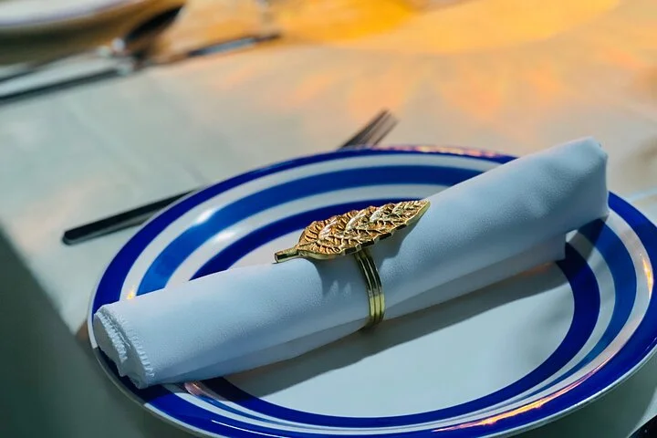 5-Hour Private Guided Desert Dinner in Dubai