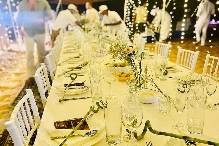 5-Hour Private Guided Desert Dinner in Dubai