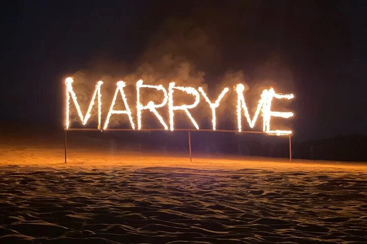 5-Hour Private Guided Desert Dinner in Dubai