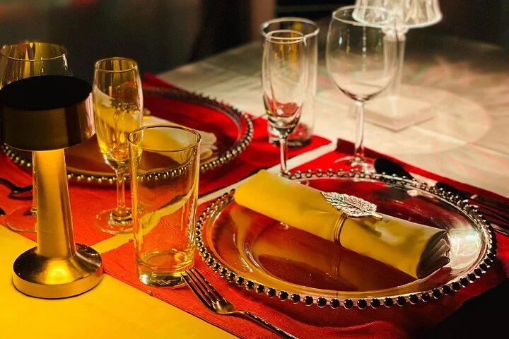 5-Hour Private Guided Desert Dinner in Dubai