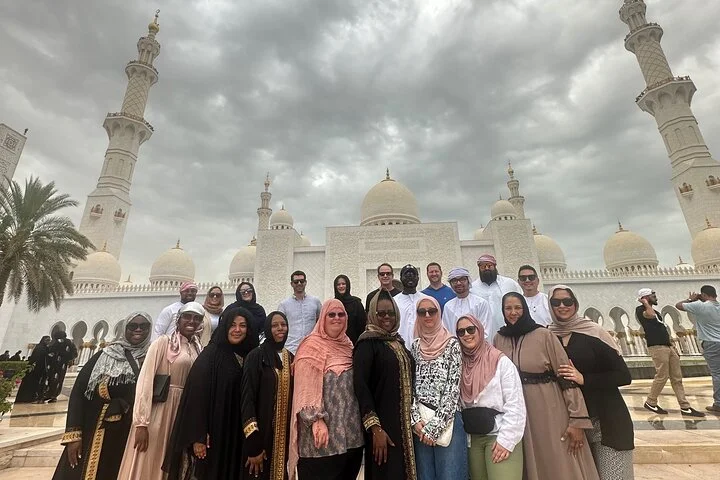 Abu Dhabi City Tour By Private Car