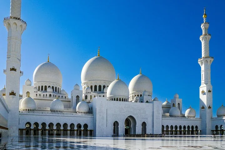 Abu Dhabi City Tour from Dubai Shared Journey