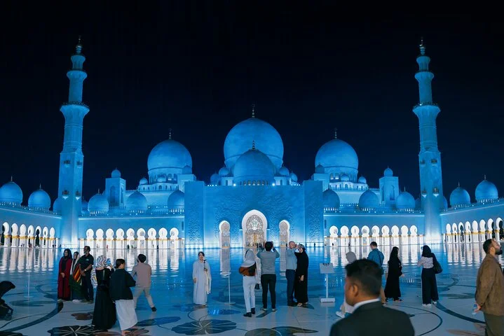 Abu Dhabi City Tour from Dubai Shared Journey