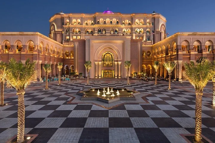 Abu Dhabi City Tour With English Guide All Major location covered