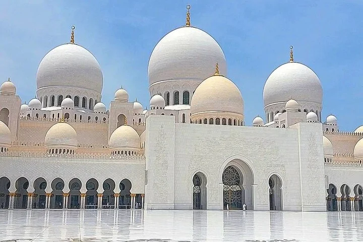 Abu Dhabi Exclusive City Tour-Capital Majesty