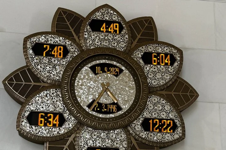 Abu Dhabi Full Day Basic Tour Culture and Landmark Highlights