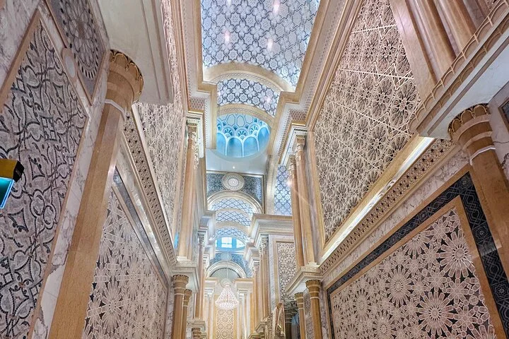 Abu Dhabi Full Day Basic Tour Culture and Landmark Highlights