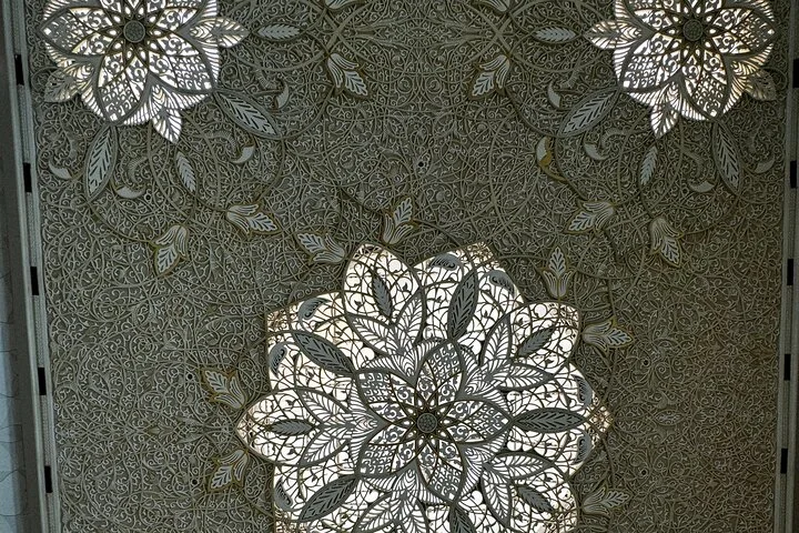 Abu Dhabi Full Day Basic Tour Culture and Landmark Highlights