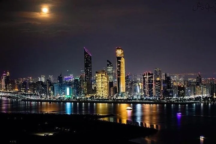 Abu Dhabi Full-Day City & Cultural Tour with Mosque & Mandir