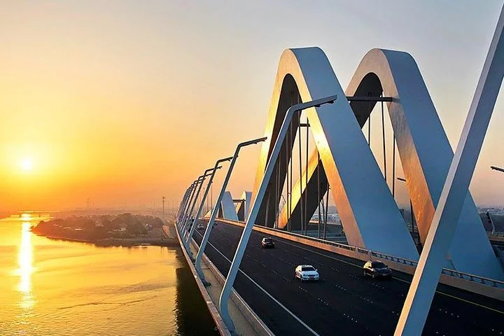 Abu Dhabi Full-Day City & Cultural Tour with Mosque & Mandir