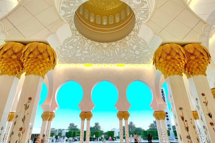 Abu Dhabi Full-Day City Tour from Dubai Sheikh Zayed Grand Mosque