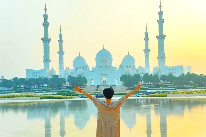 Abu Dhabi Full-Day City Tour from Dubai Sheikh Zayed Grand Mosque