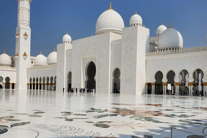 Abu Dhabi Full Day Private Tour with Grand Mosque & Palace Visit