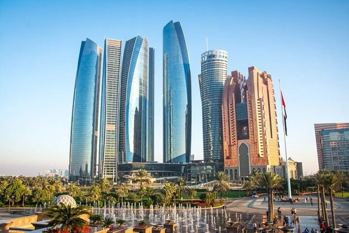 Abu Dhabi Full-Day Sightseeing Tour from Dubai