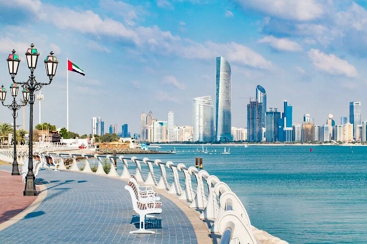 Abu Dhabi Full-Day Sightseeing Tour from Dubai