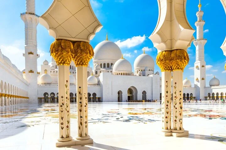 Abu Dhabi Full-Day Sightseeing Tour from Dubai