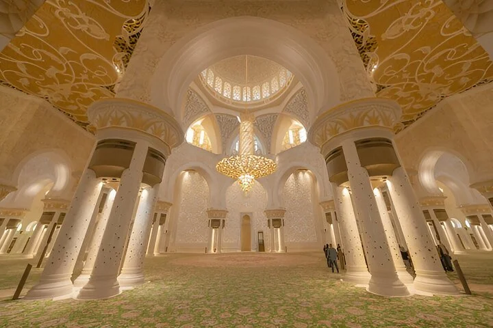 Abu Dhabi Full Day Tour with Mosque Visit
