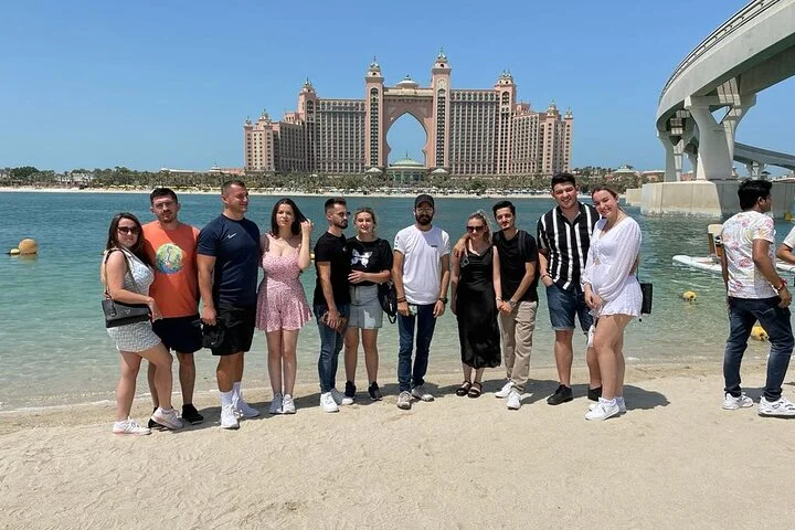 Abu Dhabi Private Tour from Dubai by 12 seater van