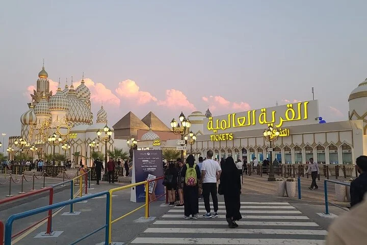 Abu Dhabi Private Tour from Dubai by 12 seater van