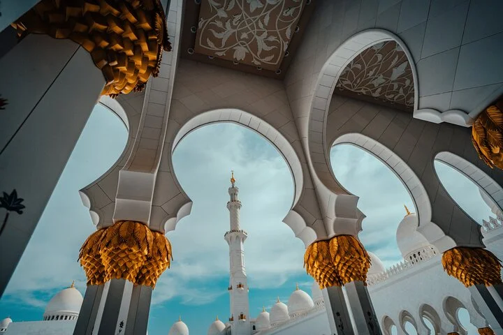 Abu Dhabi Sheikh Zayed Grand Mosque Tour From Dubai
