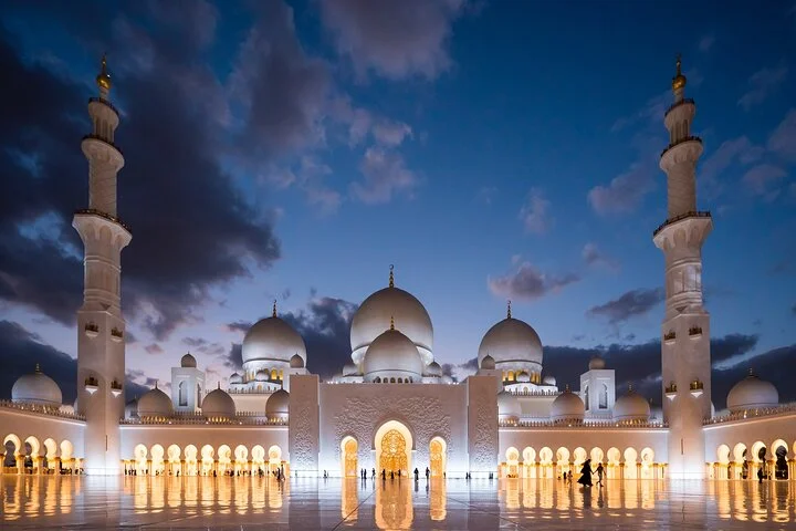 Abu Dhabi Sheikh Zayed Grand Mosque Tour From Dubai
