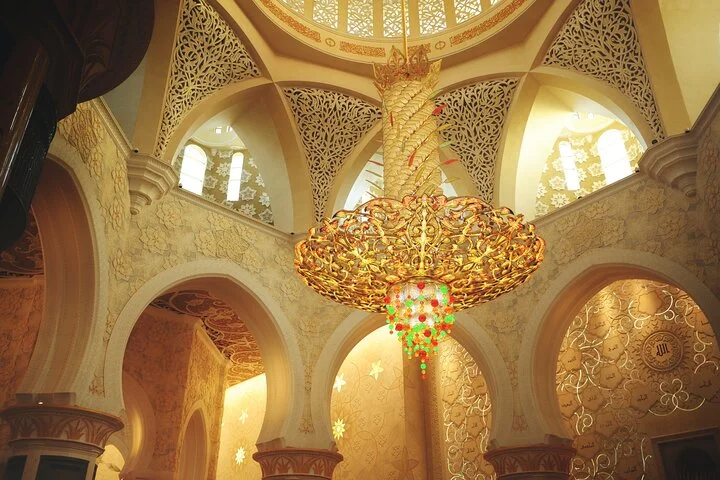 Abu Dhabi Sheikh Zayed Grand Mosque Tour From Dubai