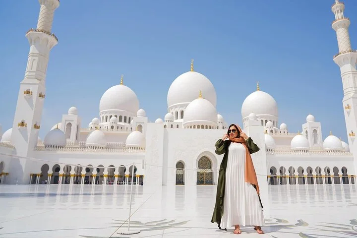 Abu Dhabi Sheikh Zayed Grand Mosque Tour with Hotel Transfer