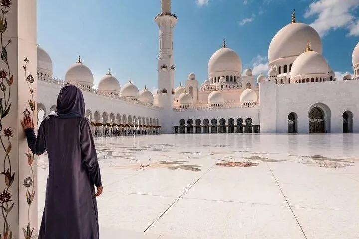 Abu Dhabi Sheikh Zayed Grand Mosque Tour with Hotel Transfer