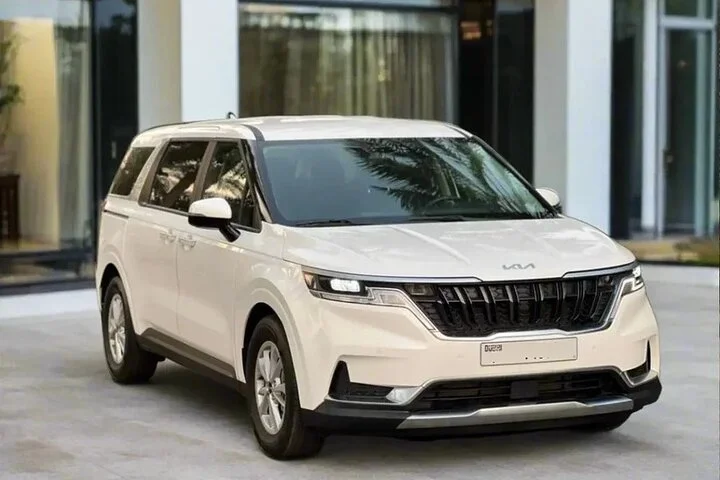 Abu Dhabi Sightseeing Tour with Guide and Car