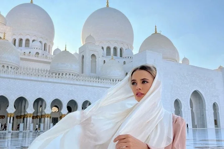 Abu Dhabi Tour Qasar al Watan Louver Museum