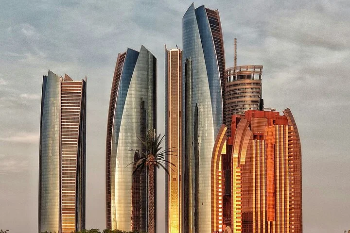 Abu Dhabi Tour with Presidential Palace Entry