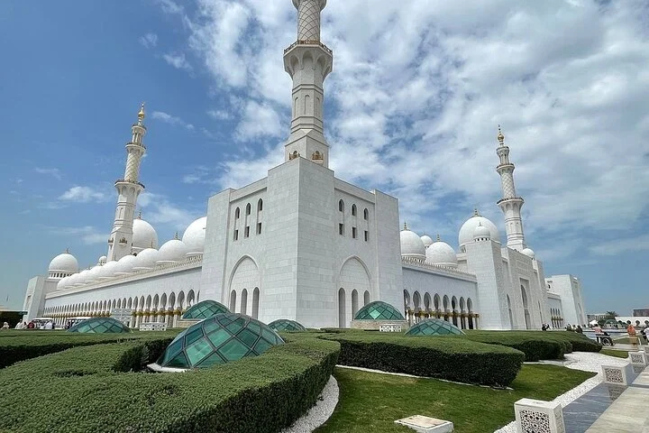 Abudhabi Fullday Private Tour From Rasalkhima