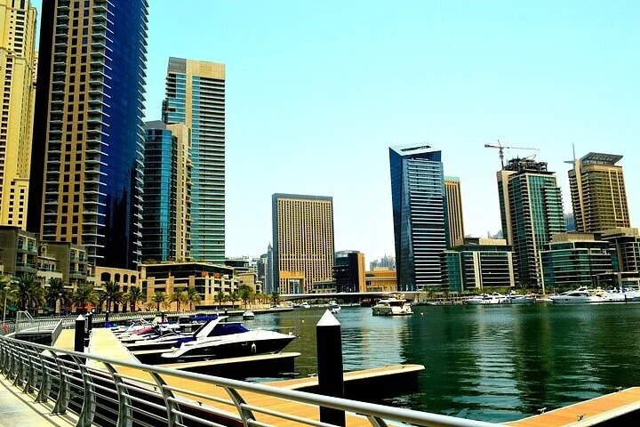 Amazing Dubai Marina Luxury Yacht & Breakfast