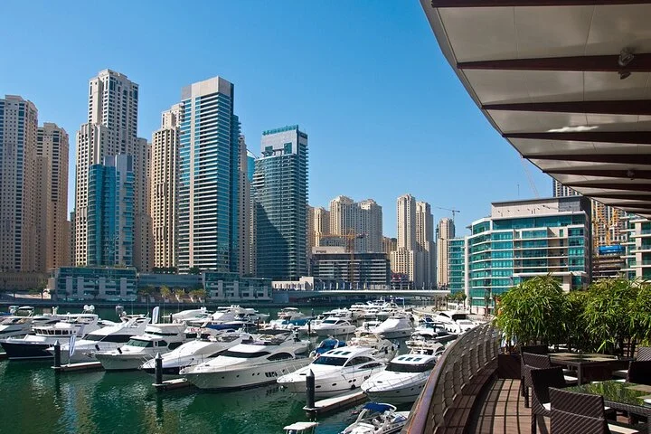 Amazing Dubai Marina Luxury Yacht & Breakfast