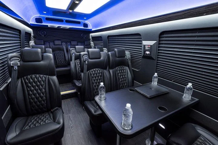 Antalya Airport (AYT) to Antalya City Center Transfer - TOP VIP Minibus