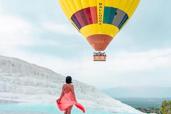 Antalya: Full-Day Pamukkale and Hierapolis Tour & Lunch