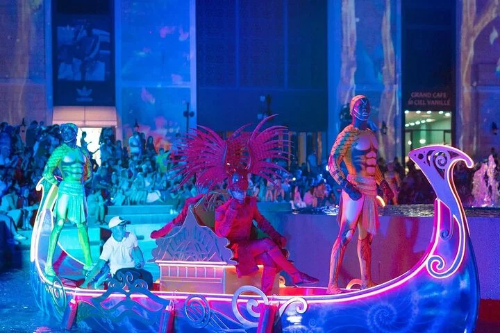 Antalya & Kemer: Land of Legends Night Show with Shopping