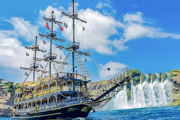 Antalya Lara Pirate Boat Trip w/Soft Drinks, Lunch & Pickup