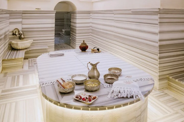 Antalya / Lara : Traditional Turkish Bath & Oil Massage & Spa