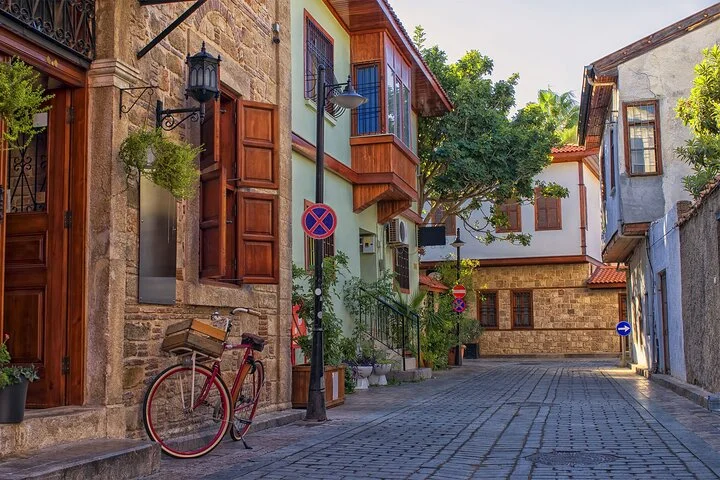 Antalya Old Town Guided Walking Tour of City Highlights
