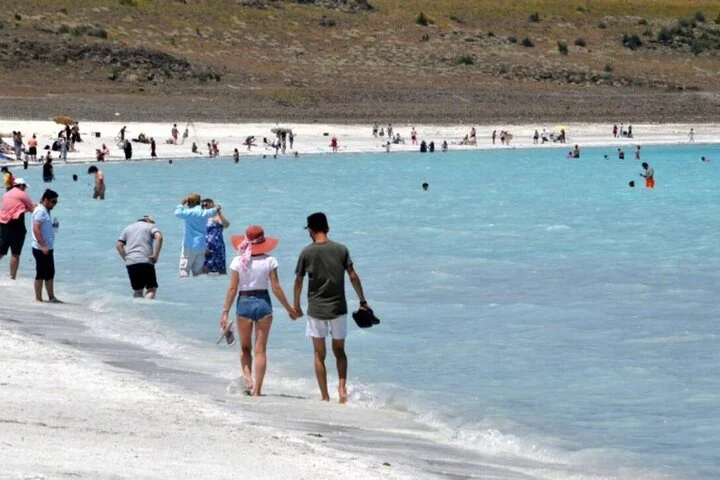 Antalya Private Pamukkale Hiearapolis & Salda Lake Daily Tours