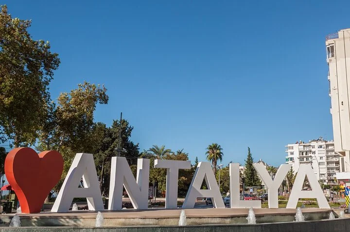 Antalya Scavenger Hunt and Self-Guided Audio Walking Tour