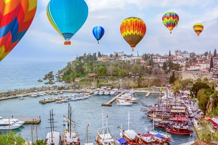 Antalya Scavenger Hunt and Self-Guided Audio Walking Tour