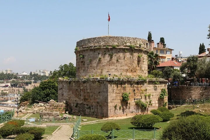 Antalya Scavenger Hunt And Sights Self-Guided Tour