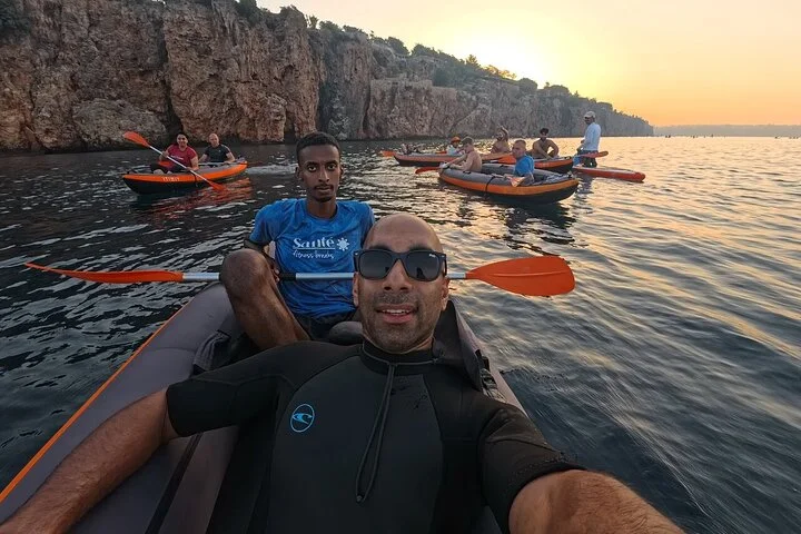 Antalya: Sunrise Canoeing or SUP Experience with Swim