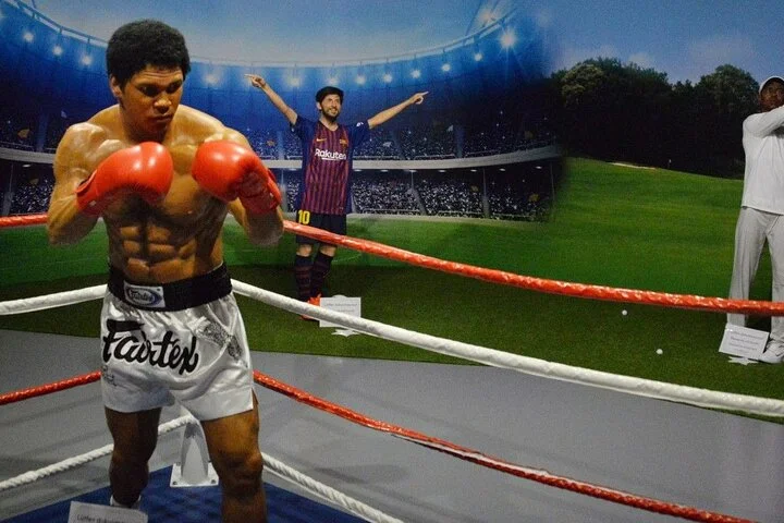 Antalya Tunnel Aquarium with Face2Face Transfers include