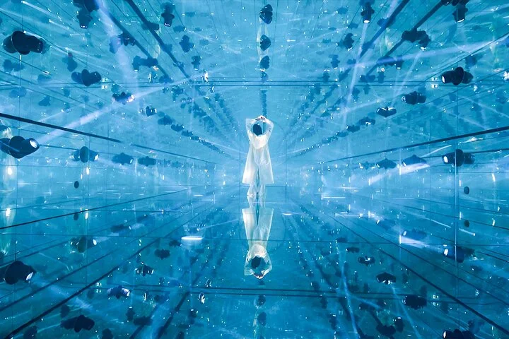 Aya Universe and Dubai Frame Combo